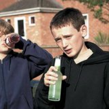 Поведение с ранней алкоголизацией у подростков