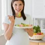 Экзотические фрукты для беременной женщины