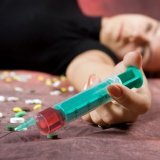 Как уговорить наркомана начать лечиться