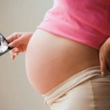 Предлежание плаценты у беременной женщины